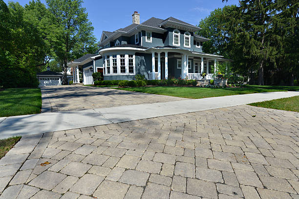 Best Local Driveway Pavers  in Elizabeth City, NC